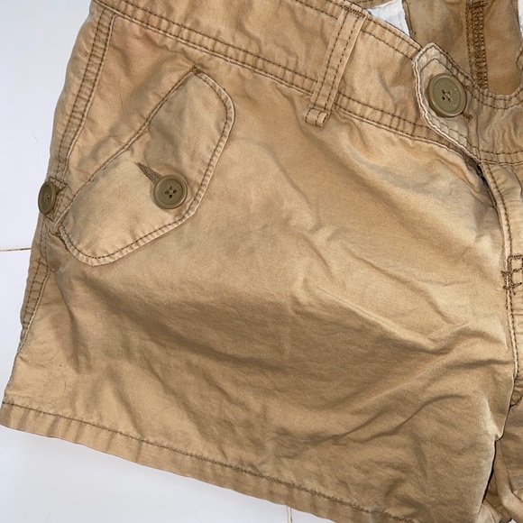 Women’s Abercrombie and Fitch Tan Shorts Size 8 - Picture 2 of 7